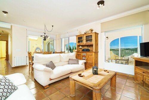Гостиница Villa B& xE9; rdica в Бениссе