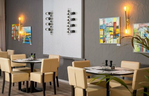Гостиница Four Stars by City Hotel в Меккенхайме
