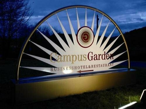 Гостиница Campus Garden Businesshotel в Хемере