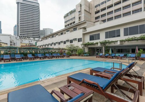 Rose Nana Hotel