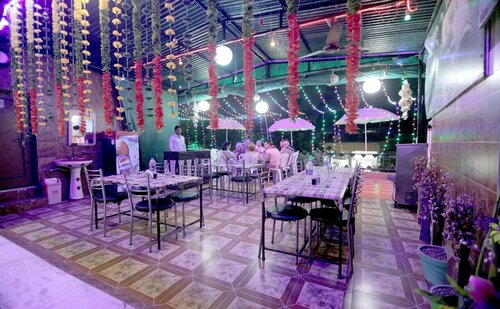 Гостиница Oyo 18641 Hotel Rashmi в Агре
