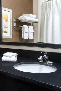 Гостиница Fairfield Inn & Suites Kansas City Lee's Summit