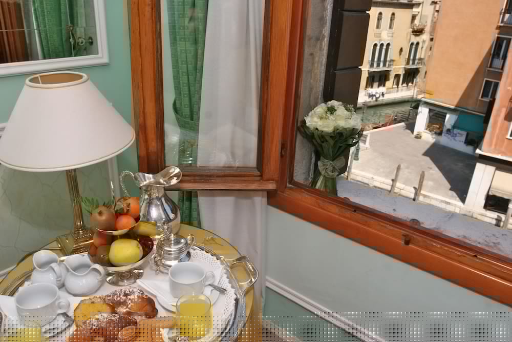 Фото Hotel Arlecchino