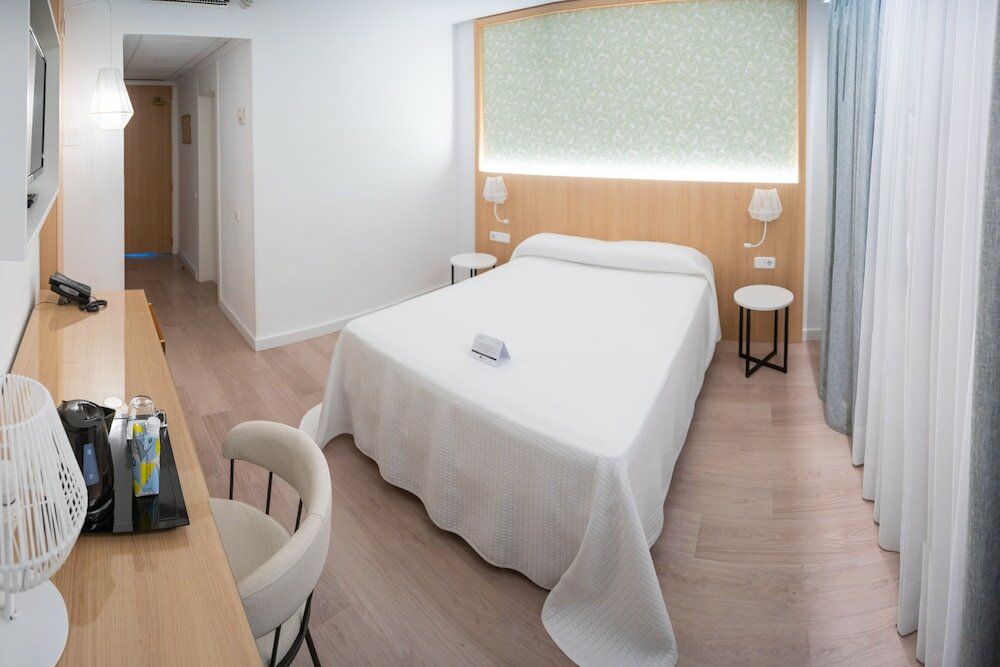 Фото Hotel Sercotel Carlos III