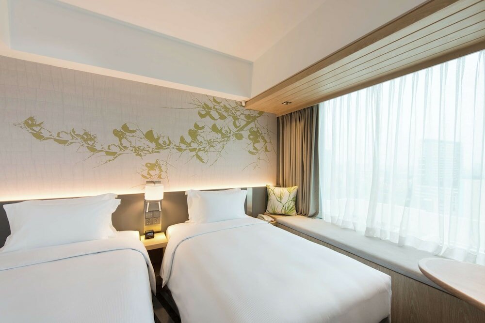 Фото Hilton Garden Inn Singapore Serangoon