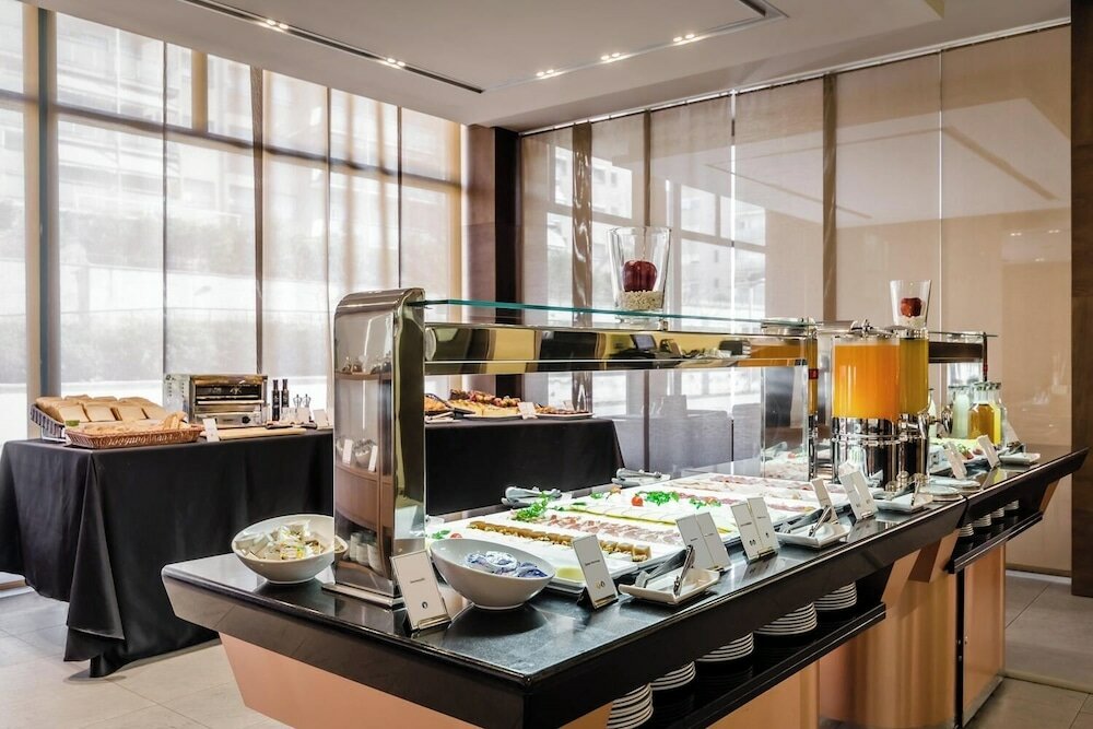 Фото Exe Barcelona Gate