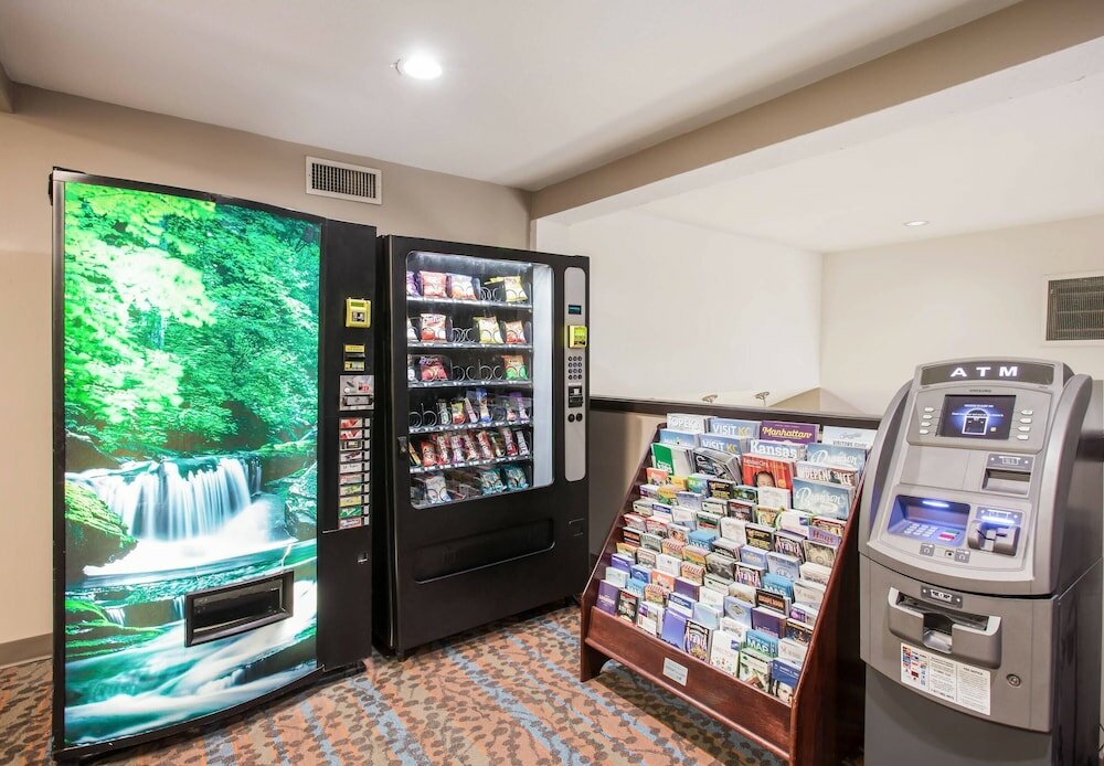 Фото Sleep Inn Kansas City International Airport