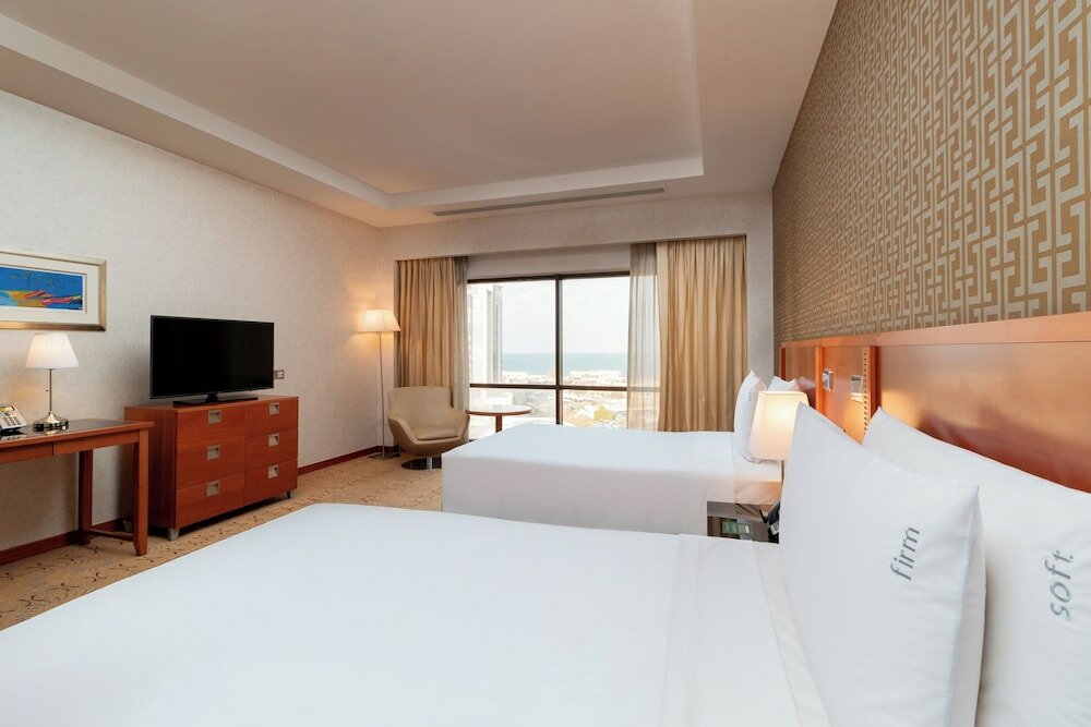 Фото Holiday Inn Kuwait Salmiya