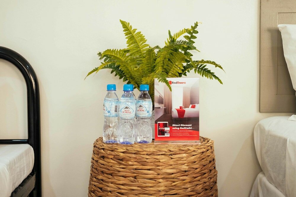 Фото Oyo 443 Maria Cristina Arcade Suites