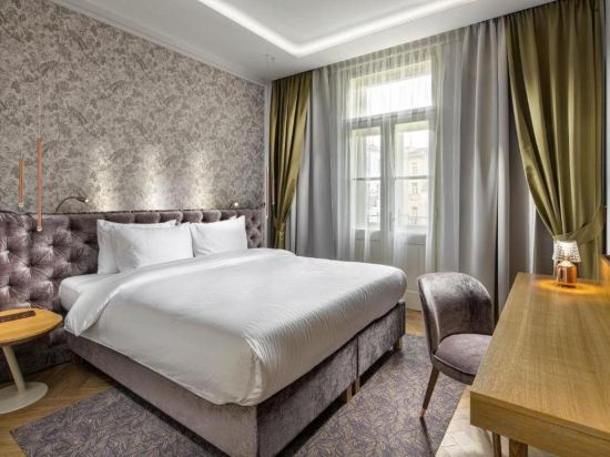 Фото Mamaison Hotel Riverside Prague