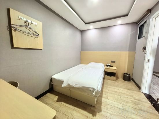 Фото Shanghai Jiangzhen Hotel