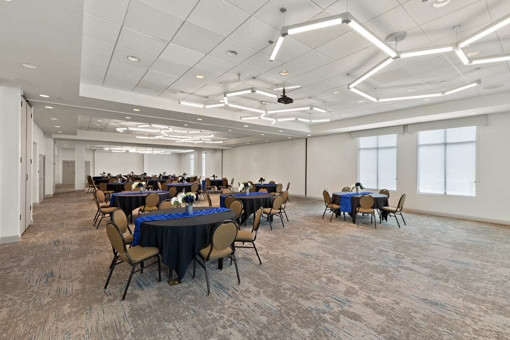 Фото Hilton Garden Inn Atlanta East/Stonecrest