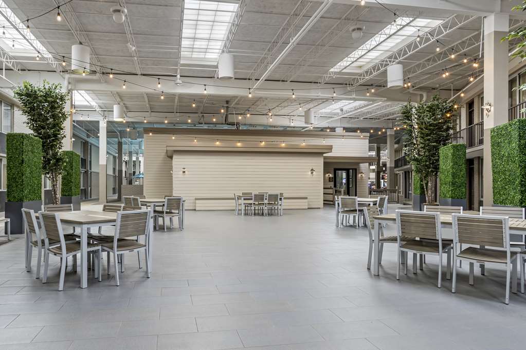 Фото Best Western Plus Kingston Hotel And Conference Center