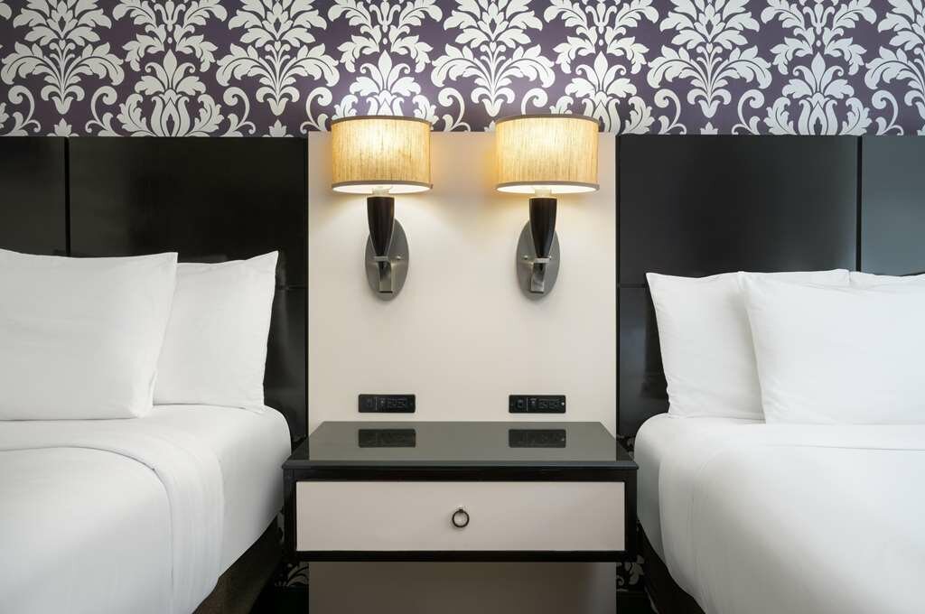 Фото Best Western Premier Herald Square