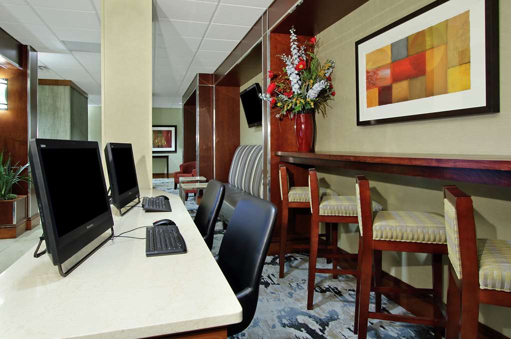 Фото DoubleTree by Hilton Hotel Newark Ohio