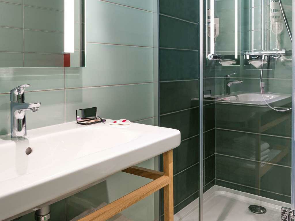 Фото Ibis Styles Paris Gare Saint Lazare