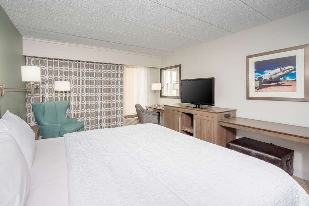 Фото Hampton Inn Dover