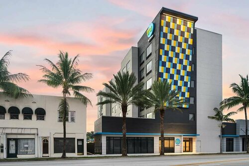Гостиница Tru by Hilton Ft. Lauderdale Airport в Дания Бич
