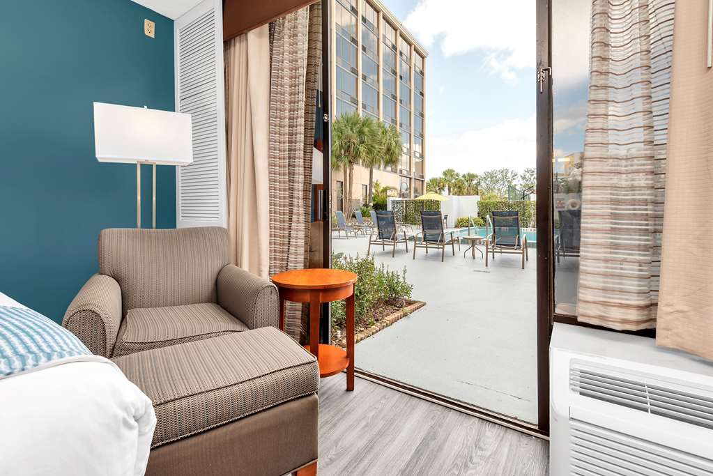 Фото Best Western Orlando Gateway Hotel