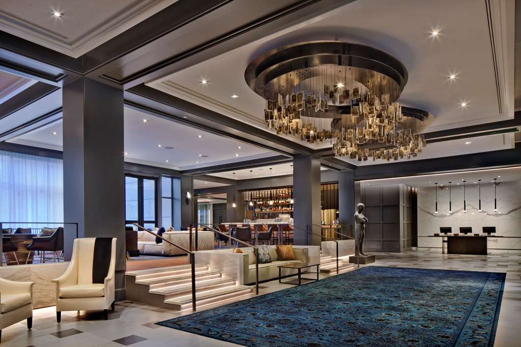 Фото The Logan Philadelphia, Curio Collection by Hilton