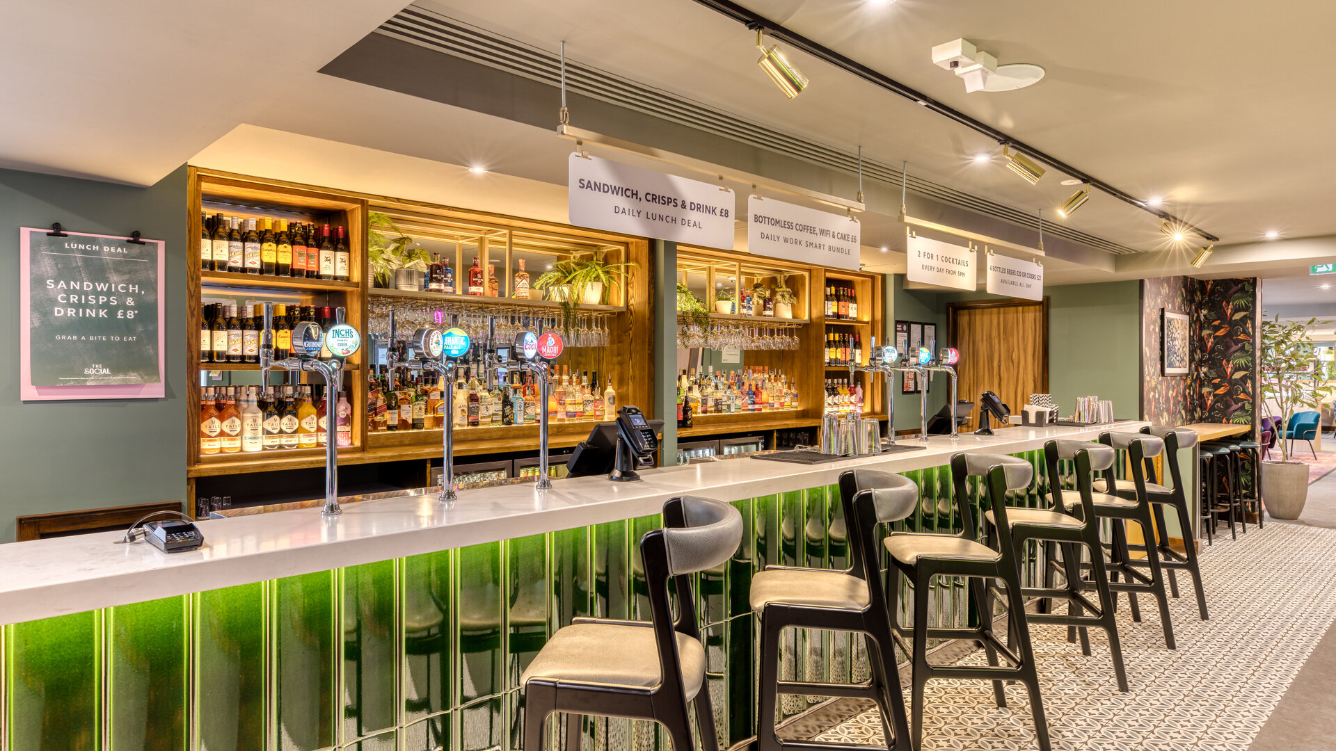 Фото Premier Inn London St. Pancras