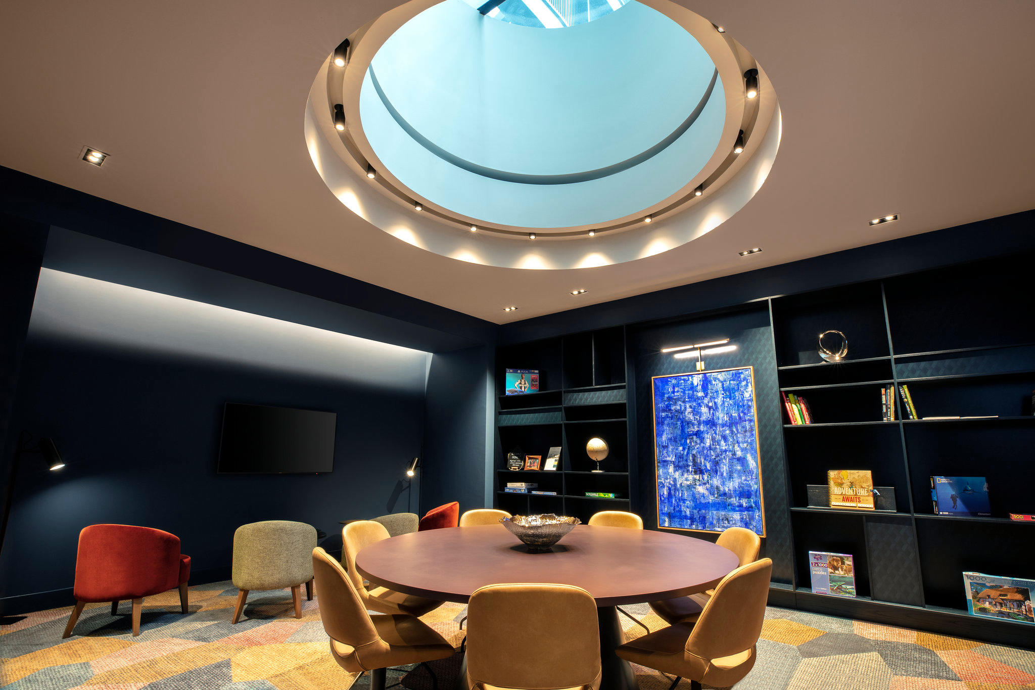 Фото отеля 2