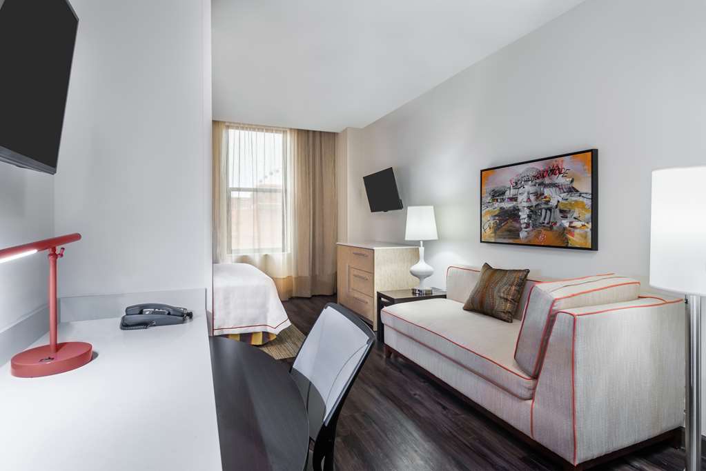 Фото Home2 Suites by Hilton Atlanta Downtown