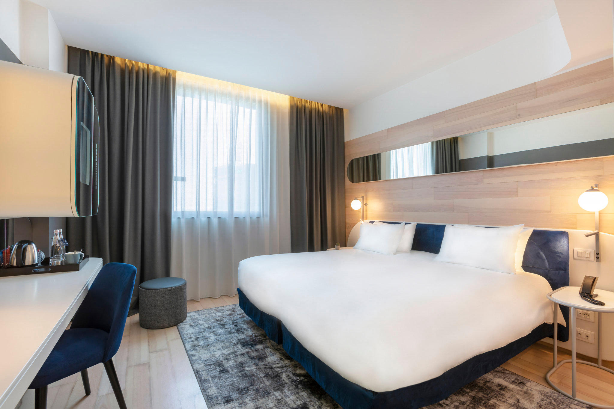 Фото Voco Milan - Fiere, an Ihg Hotel