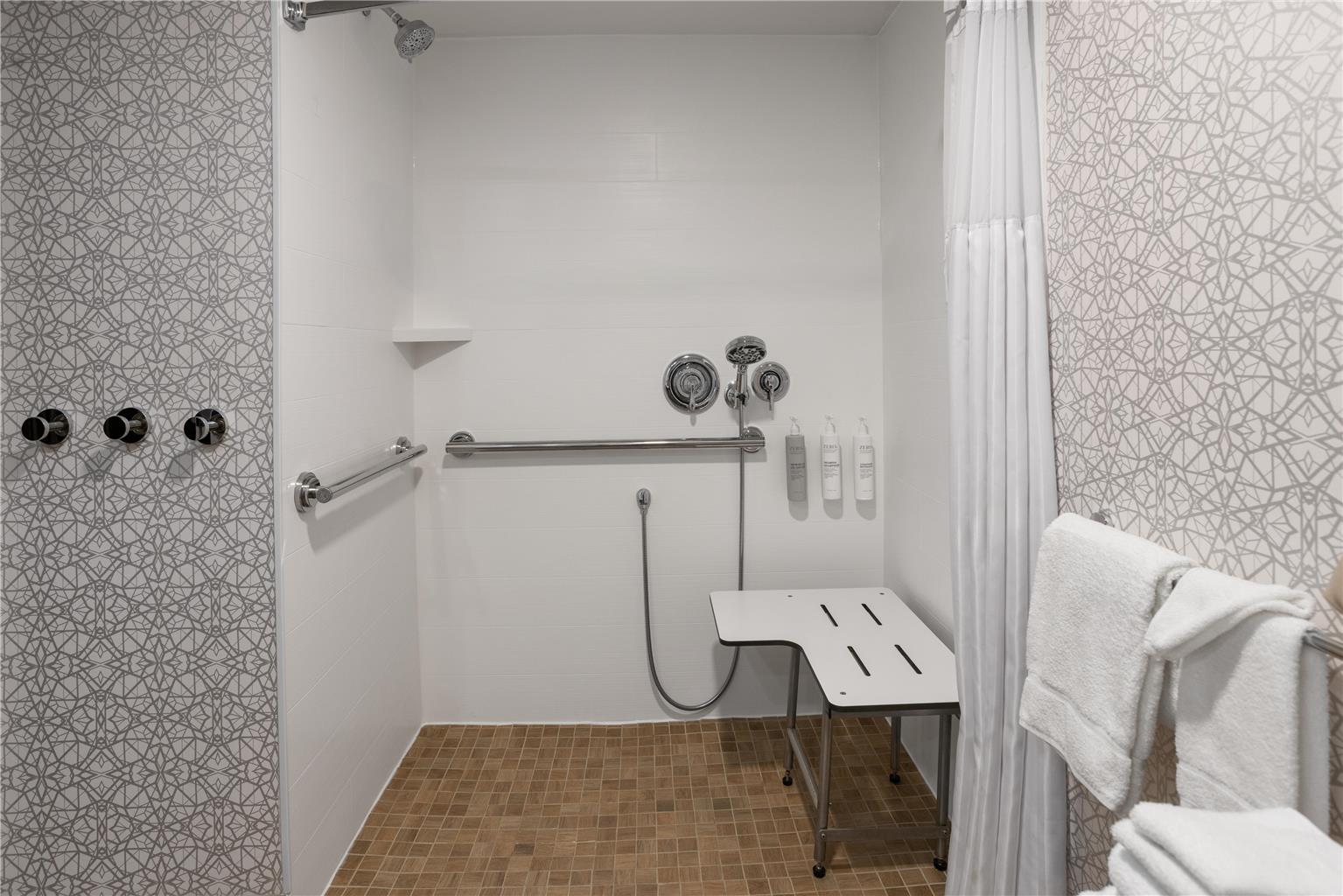 Фото Hampton Inn Somerset