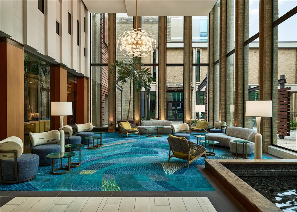 Фото The Highland Dallas, Curio Collection by Hilton