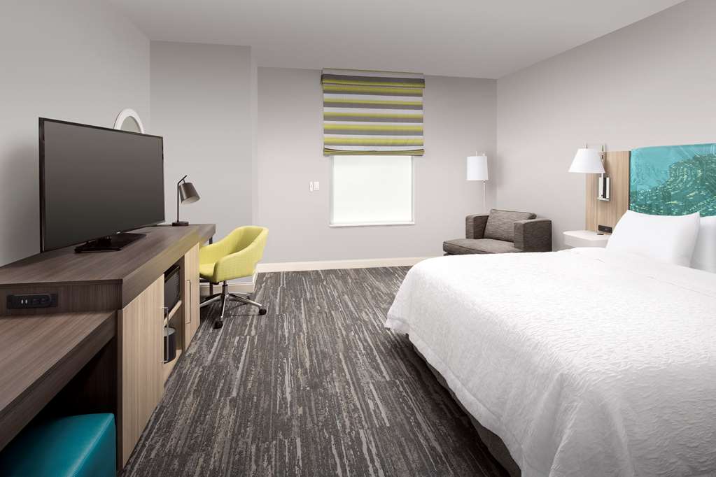 Фото Hampton Inn Miami - Airport East