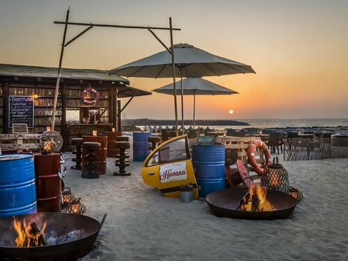 Гостиница Fairmont Ajman в Аджмане