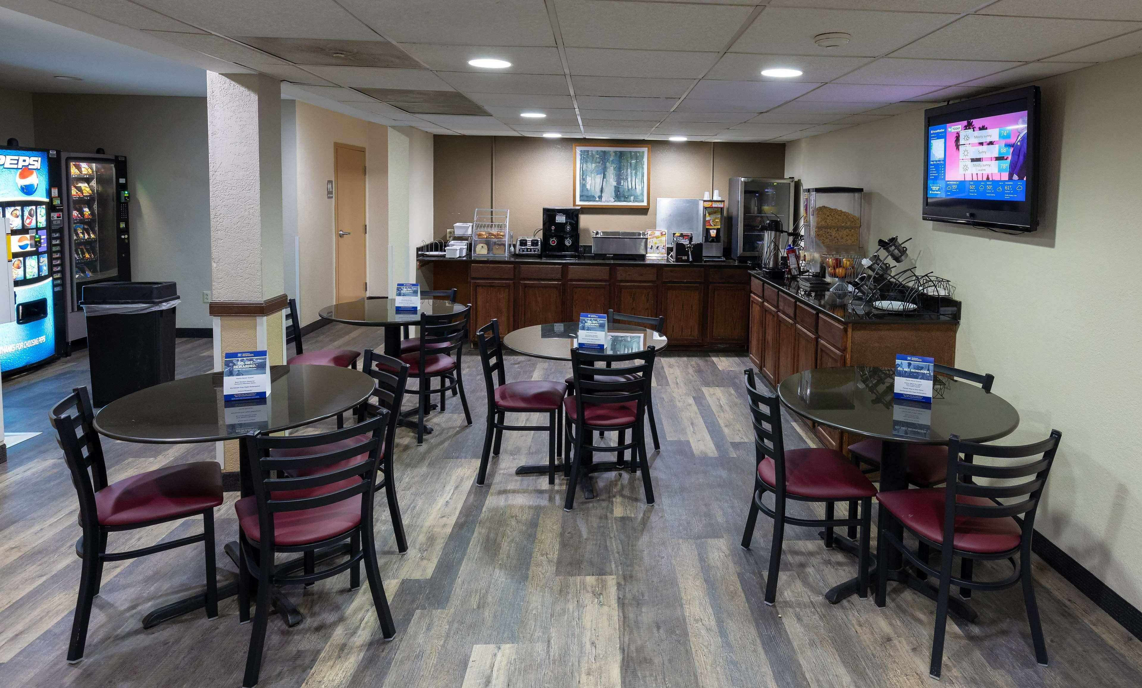 Фото Wingate by Wyndham Somerset