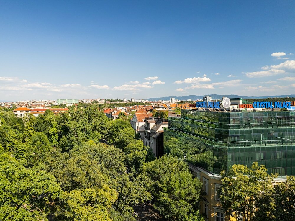 Фото Crystal Palace Boutique Hotel