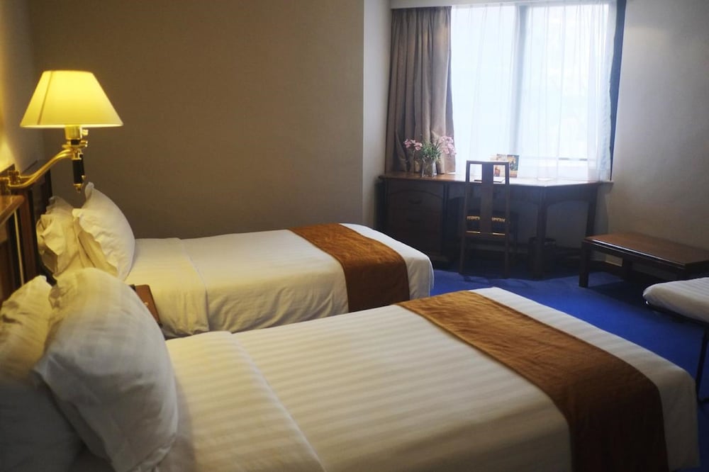 Фото The Kimberley Hotel