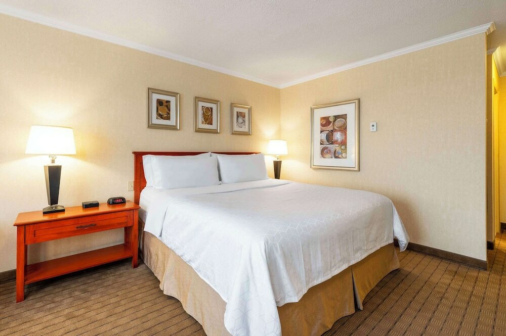 Фото Allure Hotel & Conference Centre, Ascend Hotel Collection
