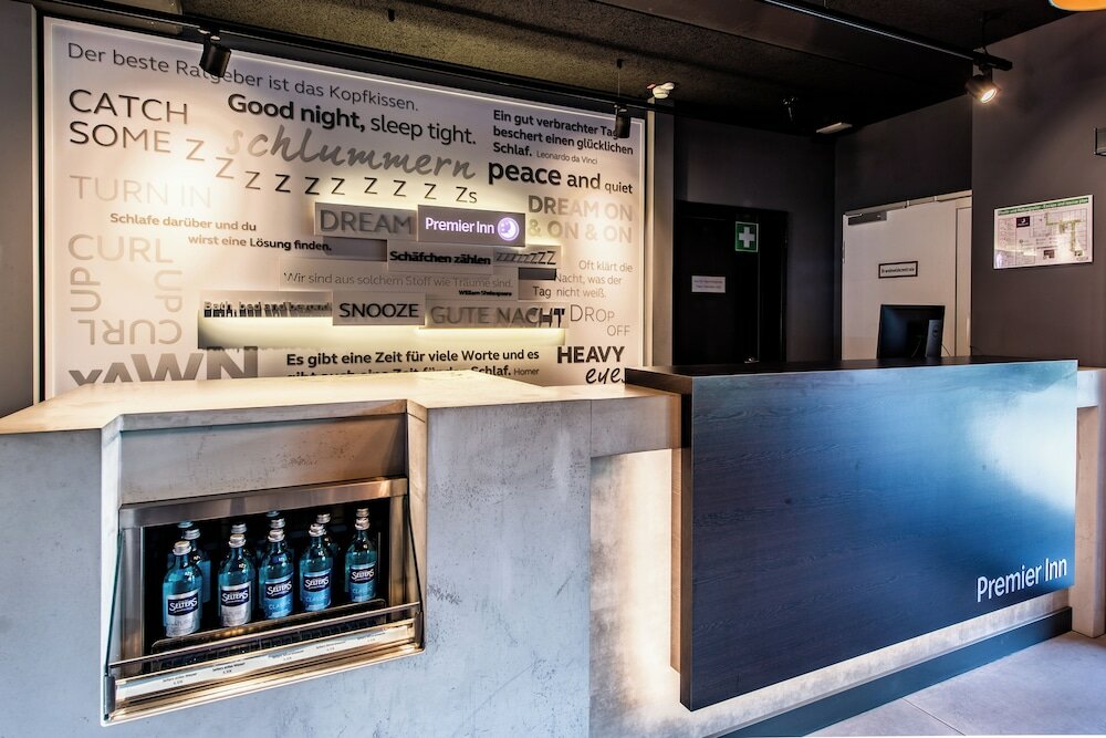 Фото Premier Inn Heidelberg City Bahnstadt Hotel