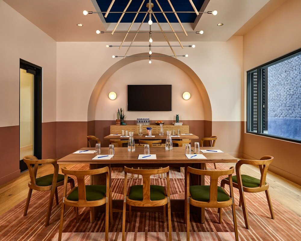 Фото Catbird Hotel