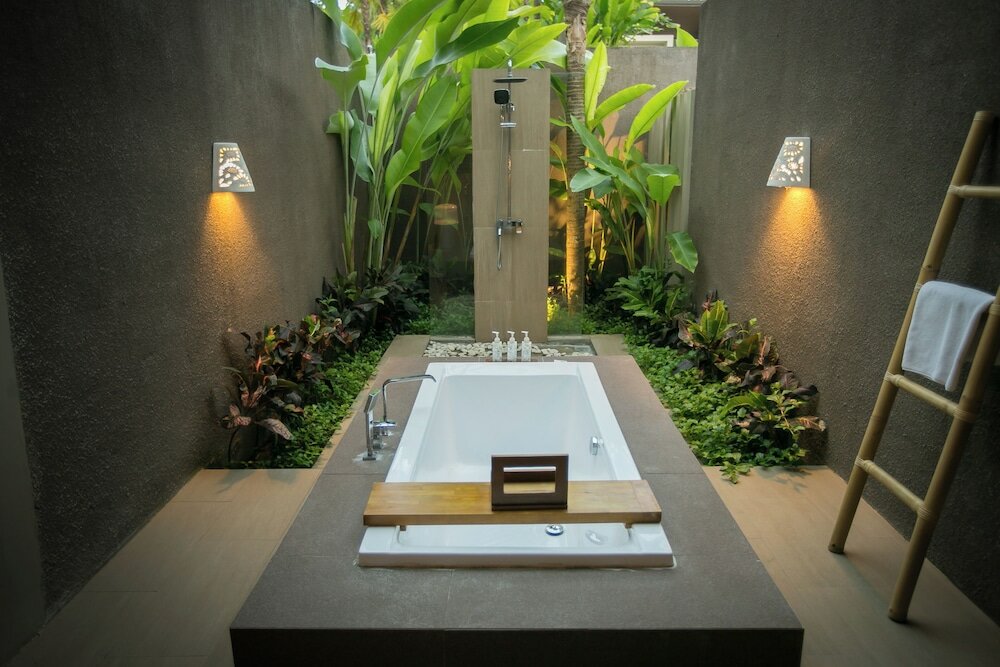 Фото 164162676469