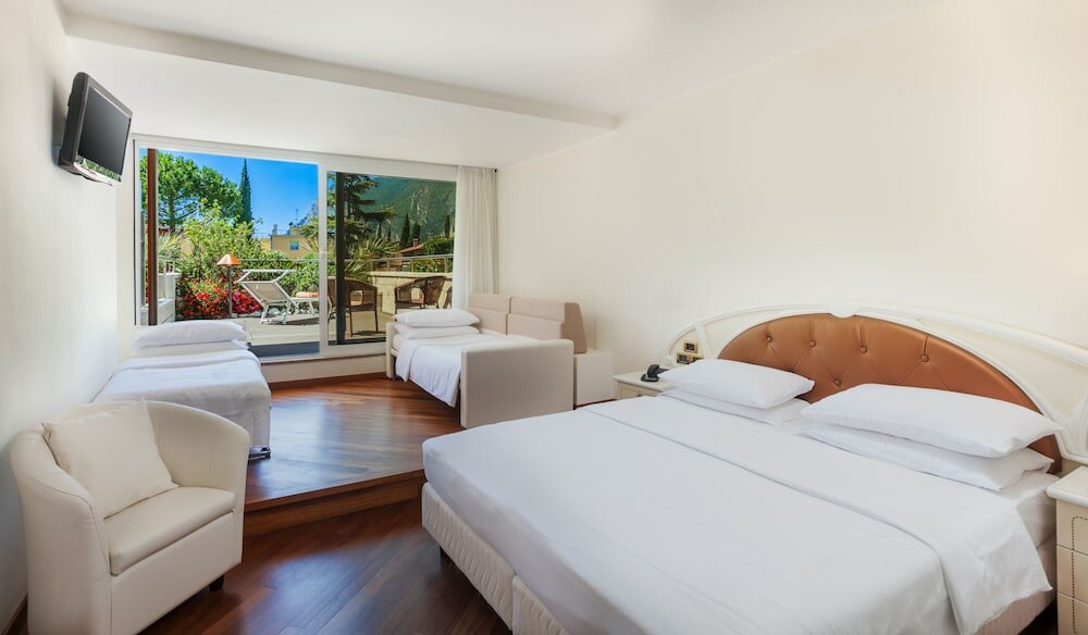 Фото Hotel Savoy Palace