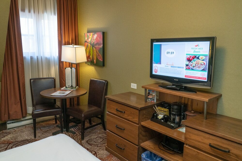 Фото Banff Caribou Lodge and SPA