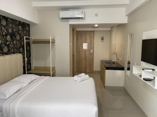 Фото RedDoorz Apartment @ Padina Soho and Residence