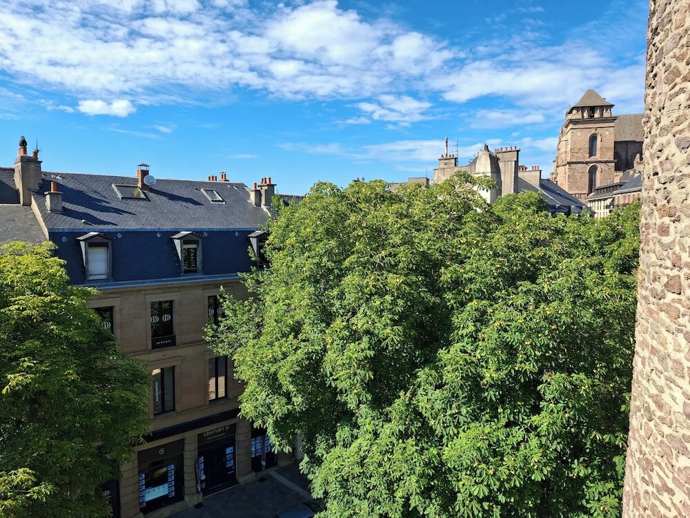 Фото Inter-Hotel De La Tour Maje