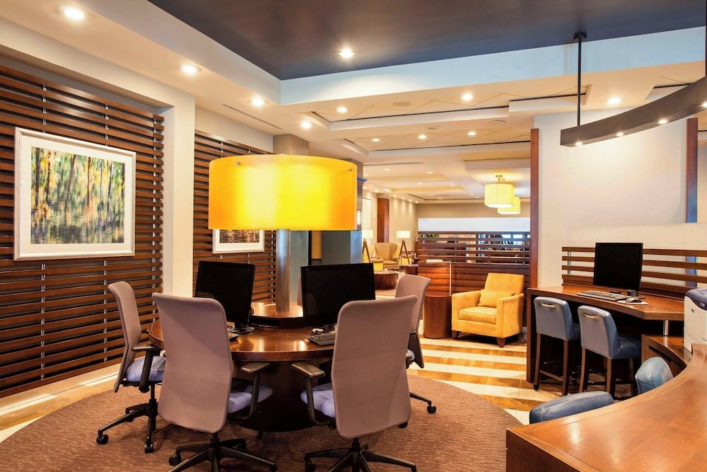 Фото Sheraton Lincoln Harbor Hotel