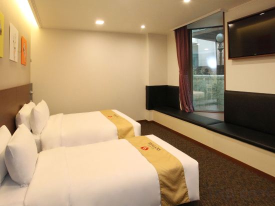 Фото Hotel Skypark Myeongdong II