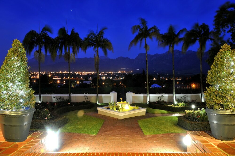 Фото Grande Roche Hotel