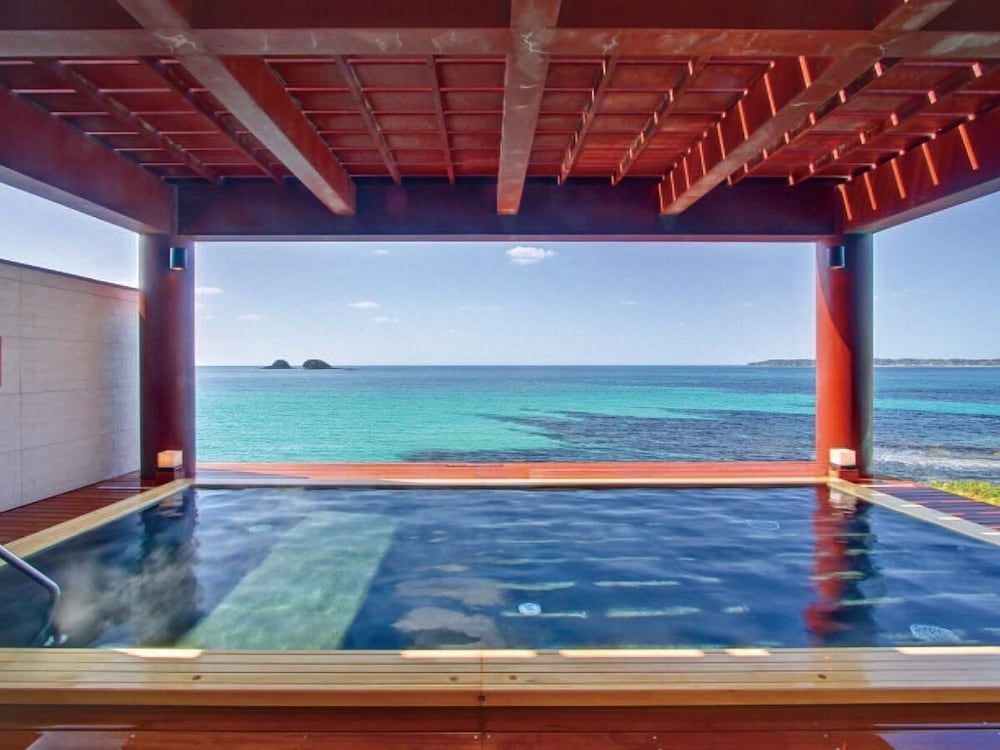 Фото Hotel Nishinagato Resort