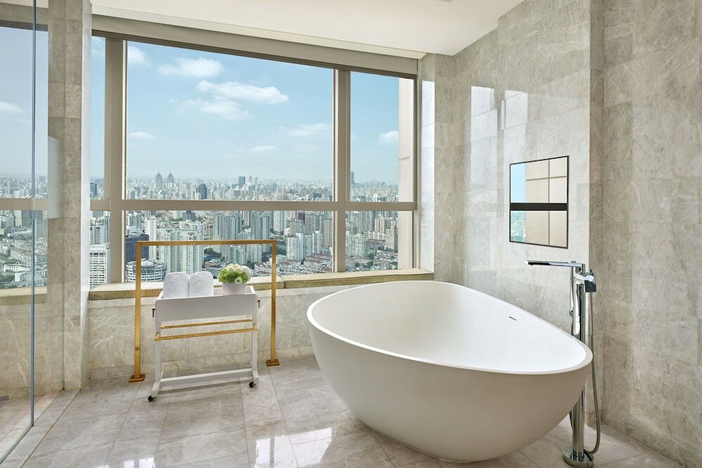 Фото The St. Regis Shanghai Jingan