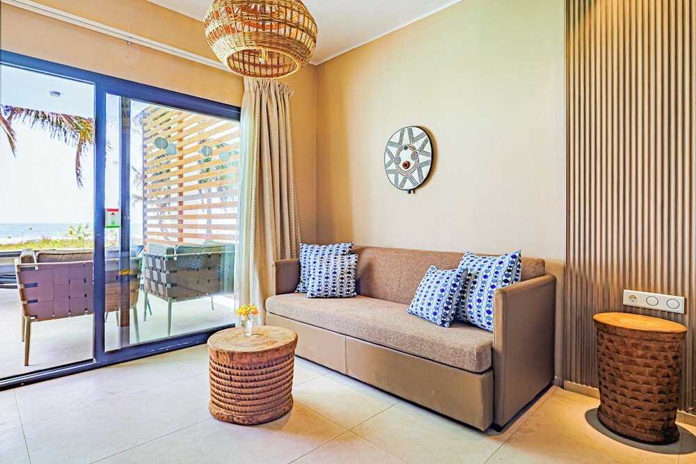 Фото Sunprime Tamala Beach Resort