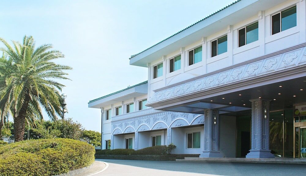 Фото Bloom Hotel